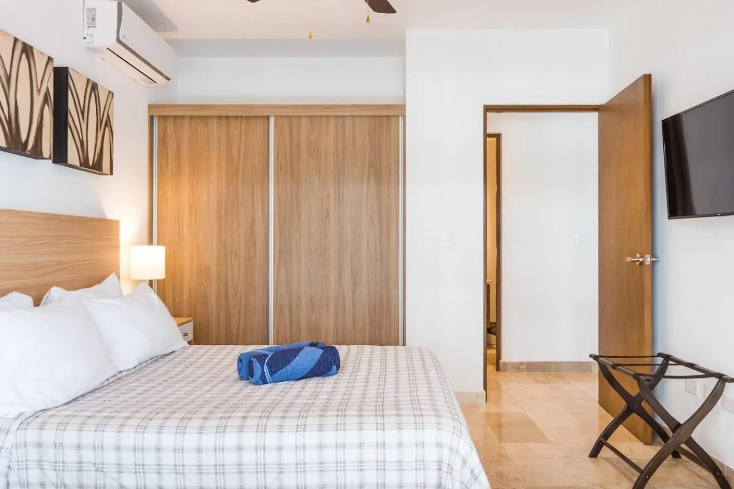 1Br In Central Location, 100Mb Wifi, Condo Ipana Playa del Carmen