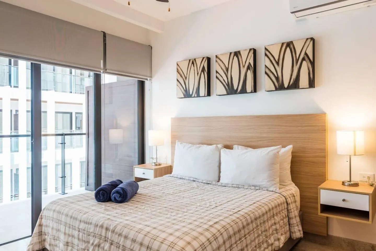 1Br In Central Location, 100Mb Wifi, Condo Ipana Playa del Carmen Apartment